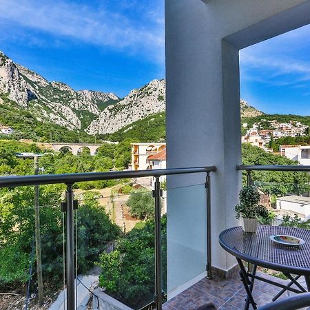Luna Apartmani Sutomore Ngoại thất bức ảnh