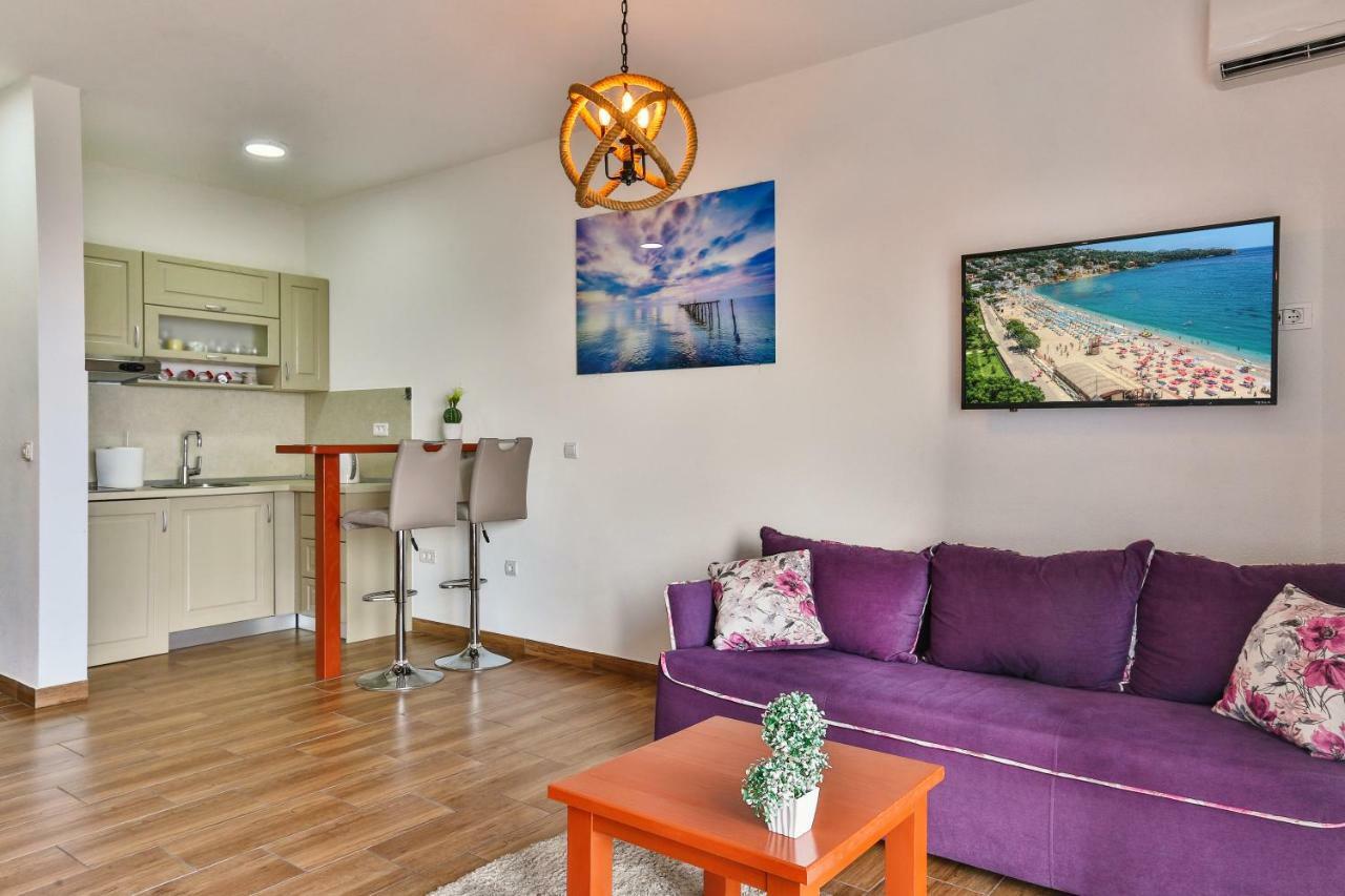 Luna Apartmani Sutomore Ngoại thất bức ảnh
