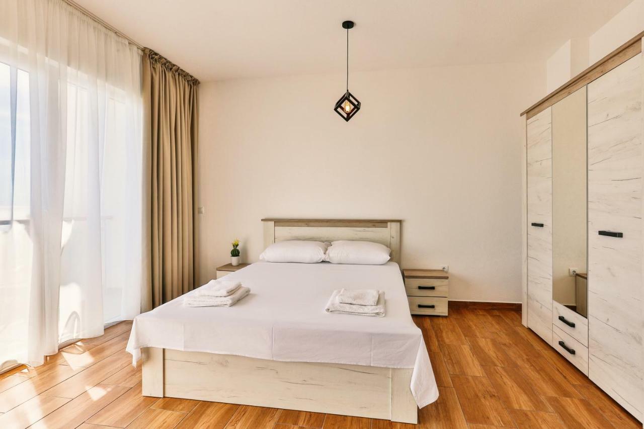 Luna Apartmani Sutomore Ngoại thất bức ảnh