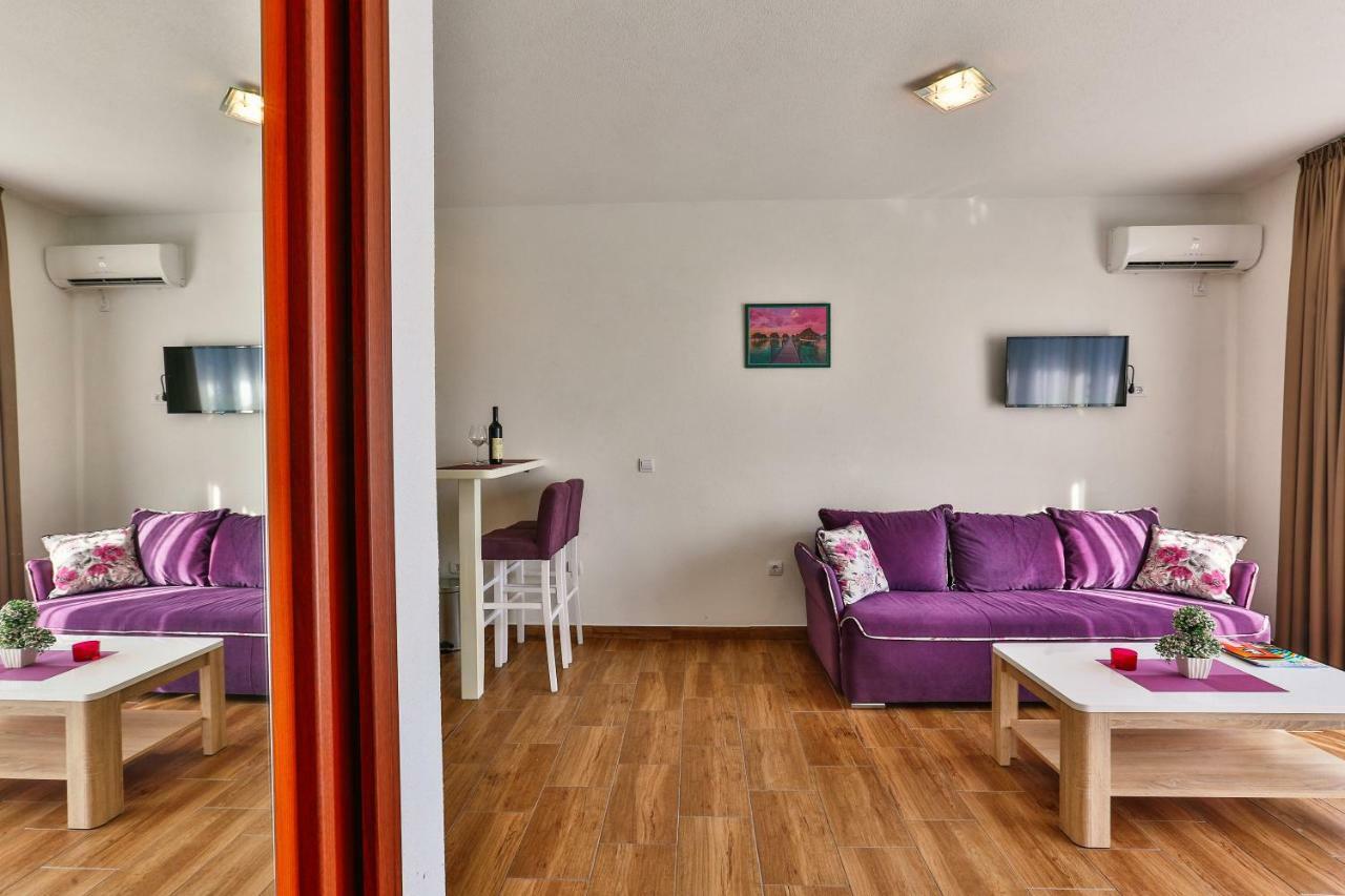 Luna Apartmani Sutomore Ngoại thất bức ảnh