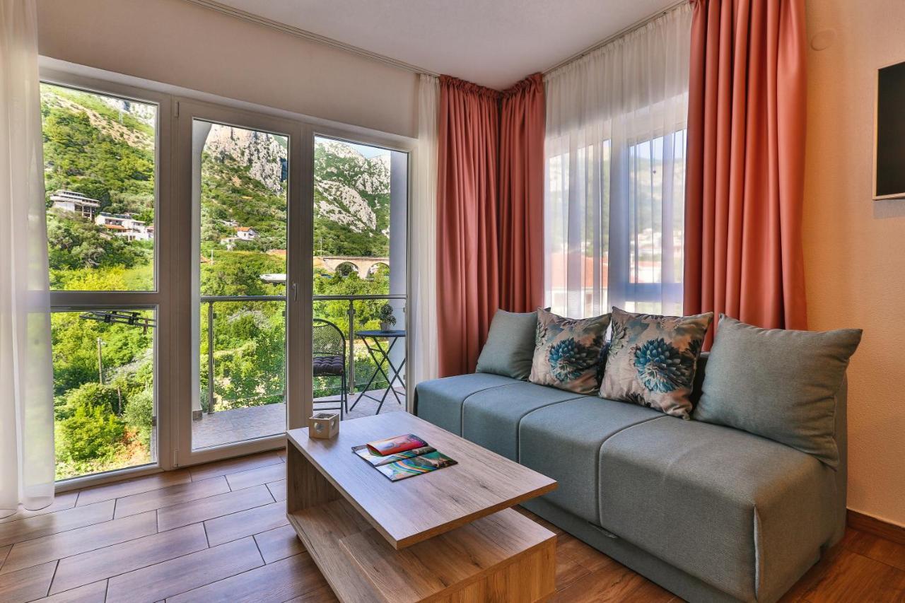 Luna Apartmani Sutomore Ngoại thất bức ảnh